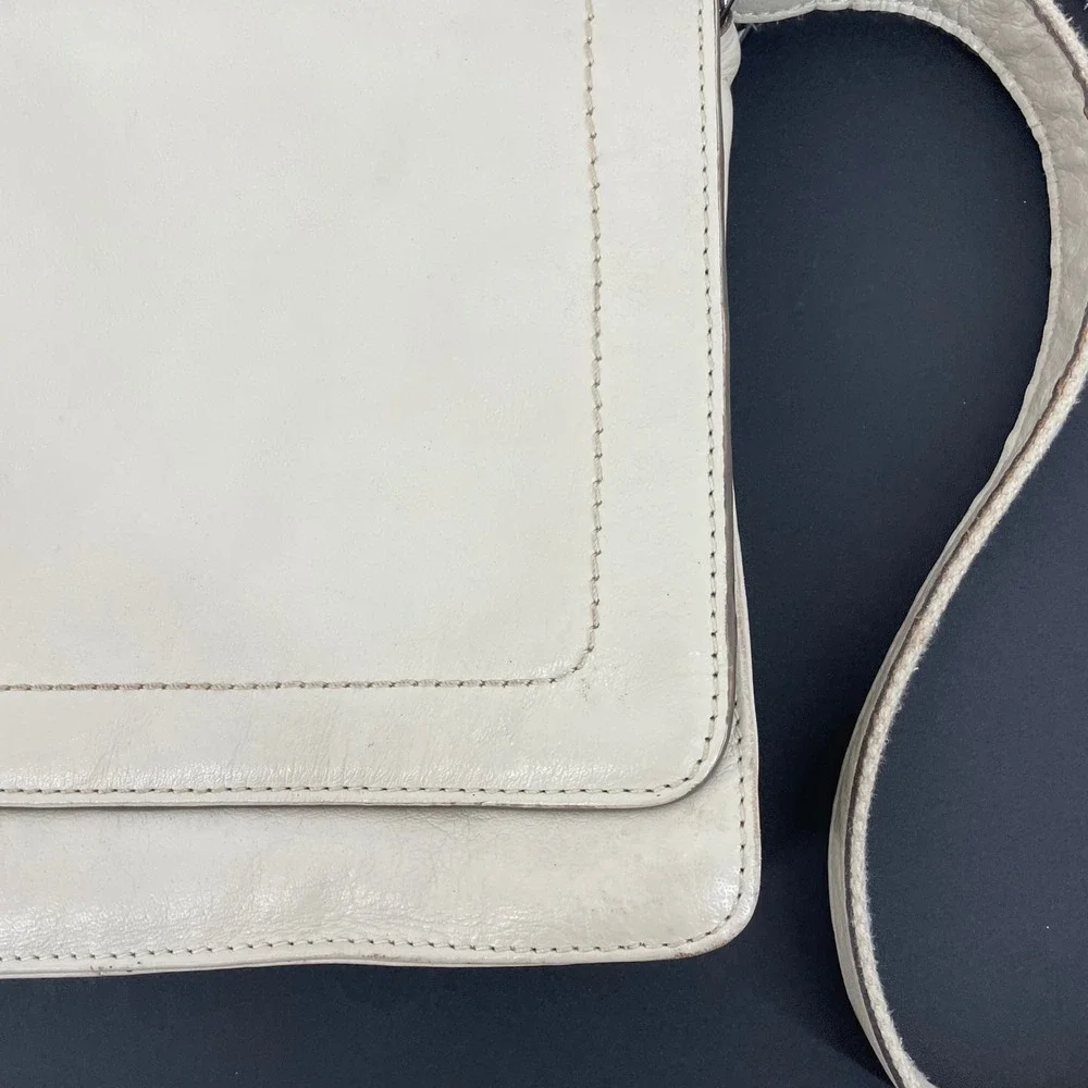 Gennicci GENUINE LEATHER CROSSBODY BAG MADE IN INDIA CREAM‎ CLASSIC SHOULDER BAG - Picture 3 of 10